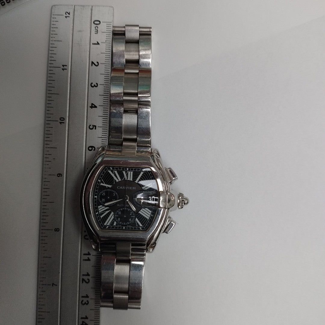 RELOJ CABALLERO CARTIER ROADSTER 2618 (SEMINUEVO)