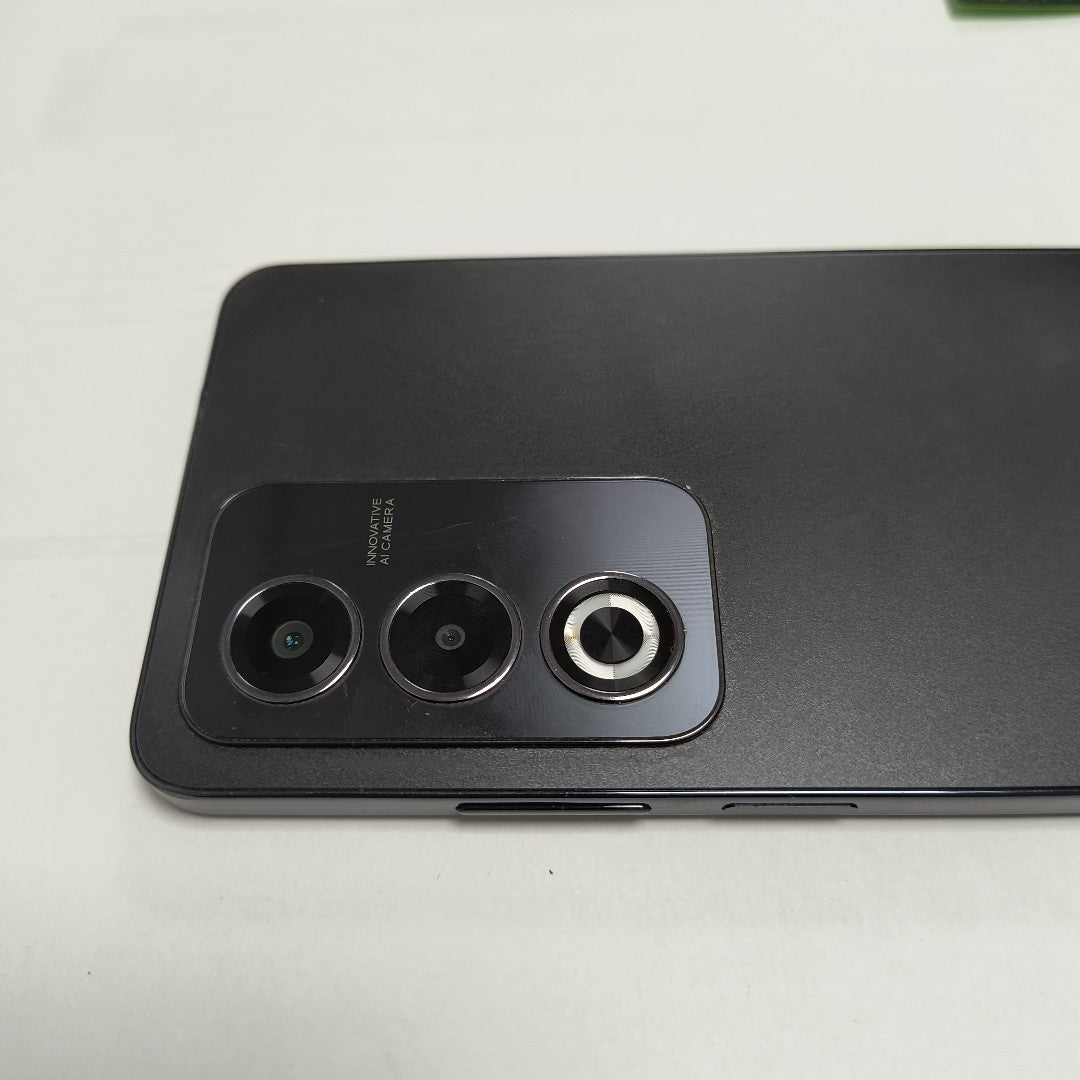 CELULAR OPPO A80 5G CPH2639 (2024) 256 GB 8 GB RAM (SEMINUEVO)