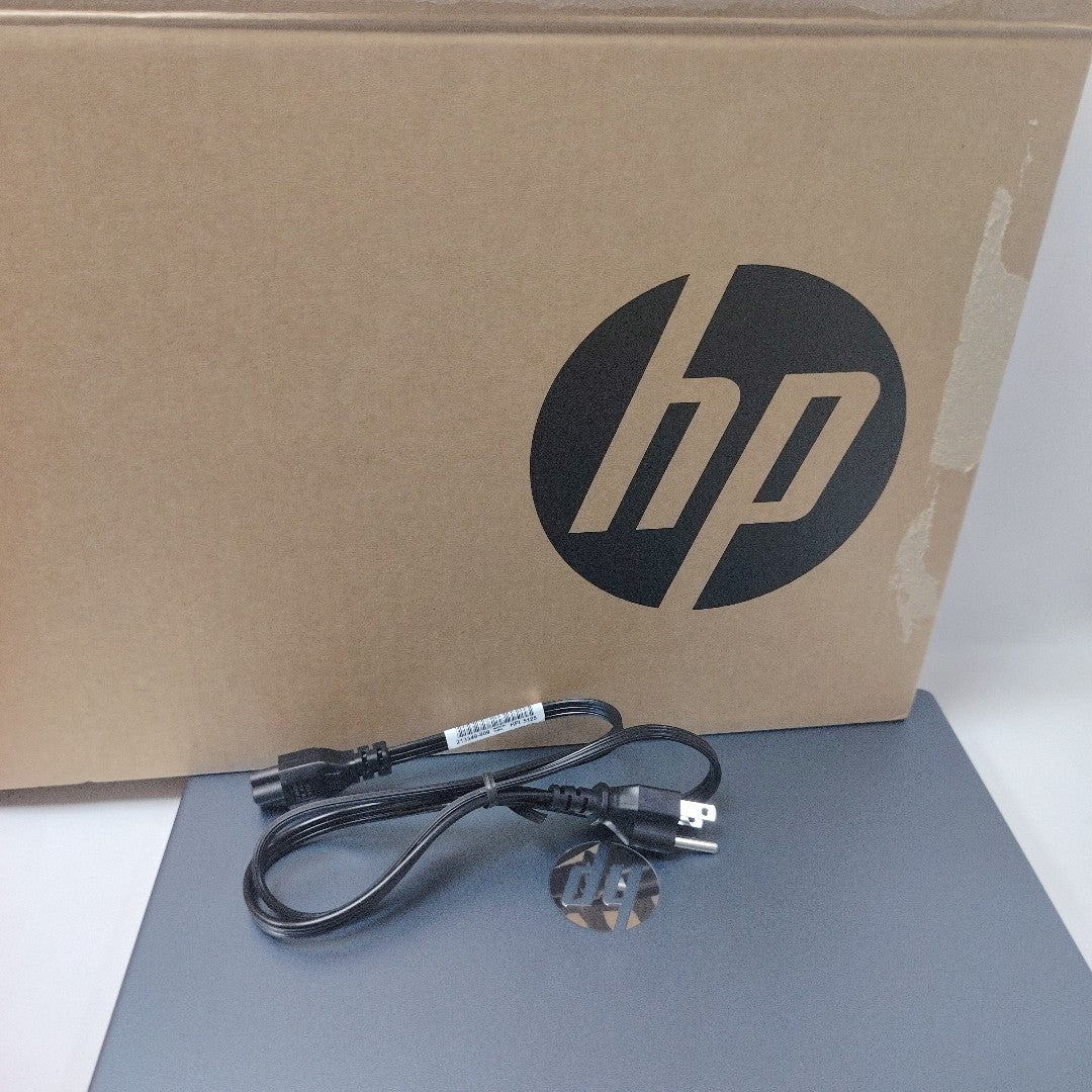 LAPTOP HP 15-FD0161LA (2024) 256 GB SSD 8 GB RAM (SEMINUEVO)