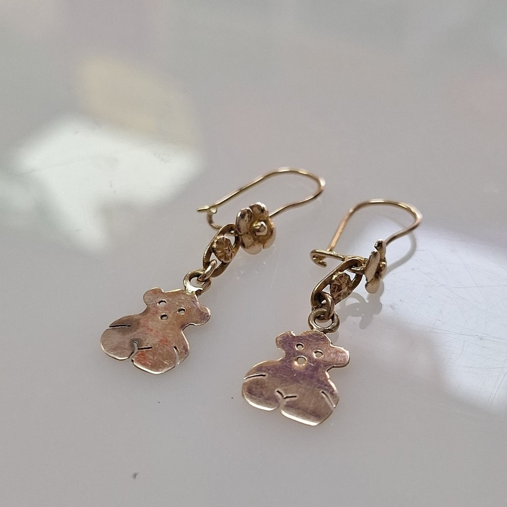 ARETES PAR ORO 8 K 1.7 GRMS (SEMINUEVO)