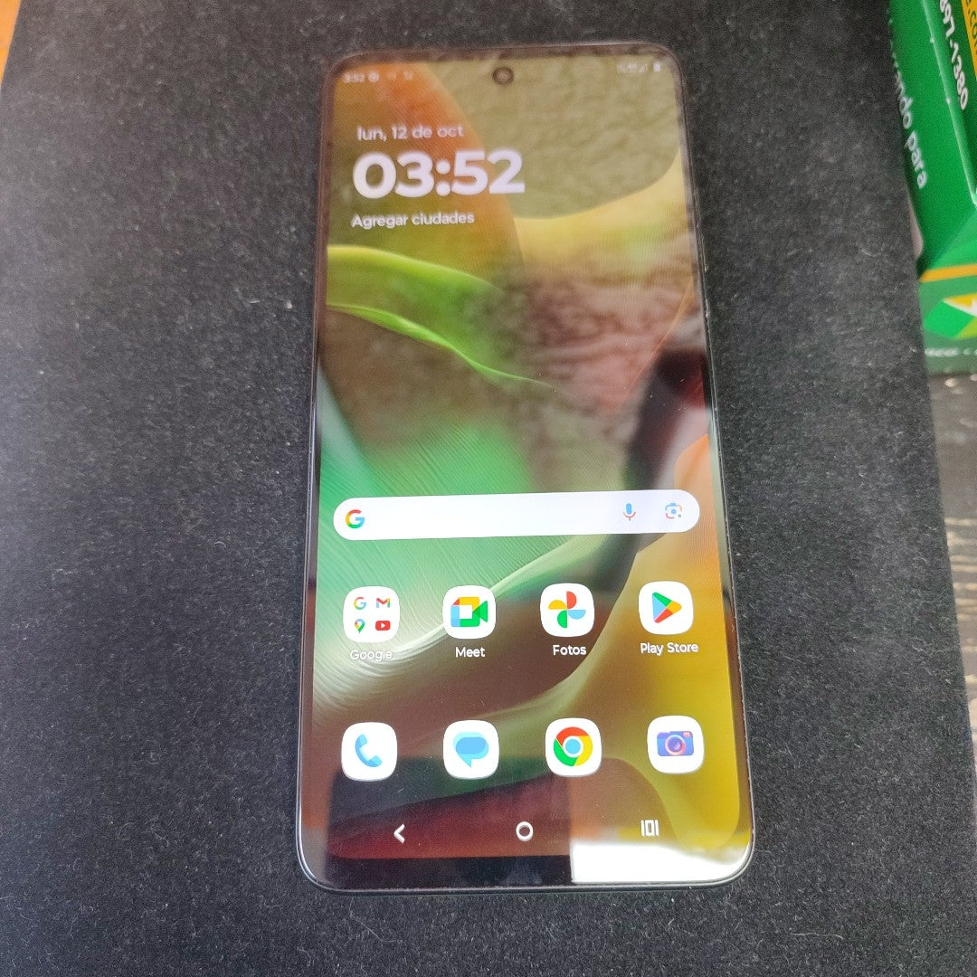 CELULAR MOTOROLA MOTO G15 XT2521-2 (2025) 128 GB 4 GB RAM (SEMINUEVO)