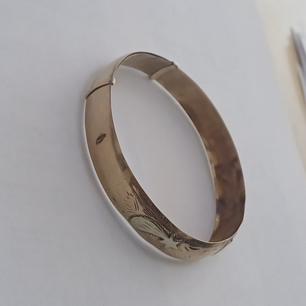 PULSERA RIGIDA ORO 10 K 8.6 GRMS (SEMINUEVO)