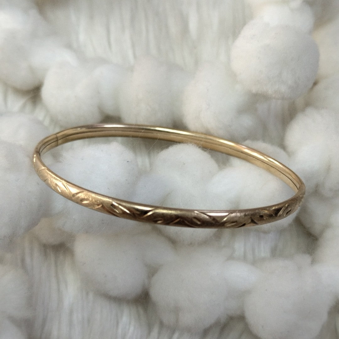 PULSERA RIGIDA ORO 10 K 4.2 GRMS (SEMINUEVO)