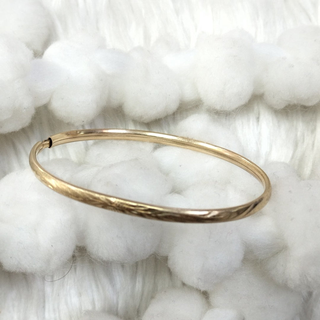 PULSERA RIGIDA ORO 10 K 3.3 GRMS (SEMINUEVO)