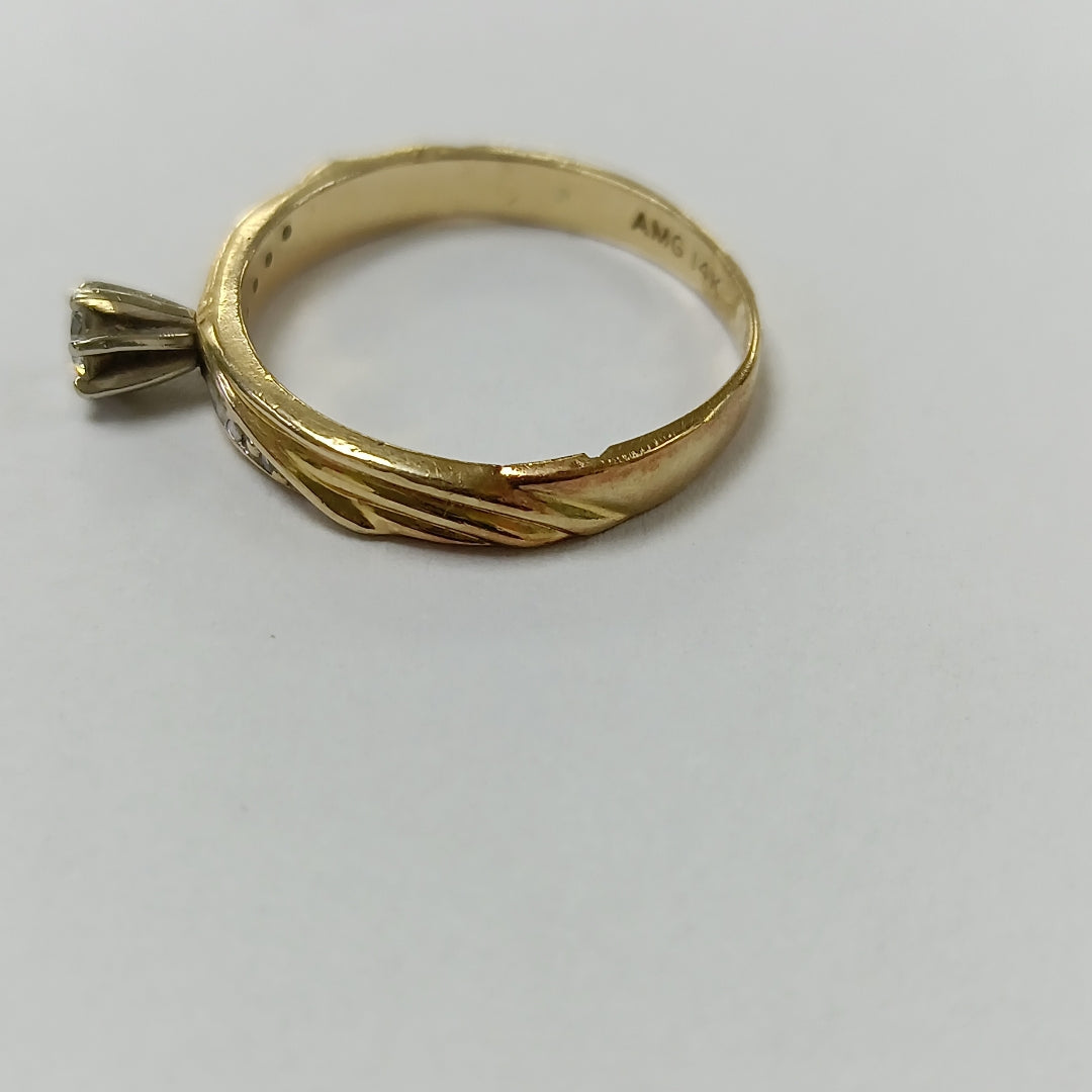 SOLITARIO ORO 14 K 2.4 GRMS (SEMINUEVO)