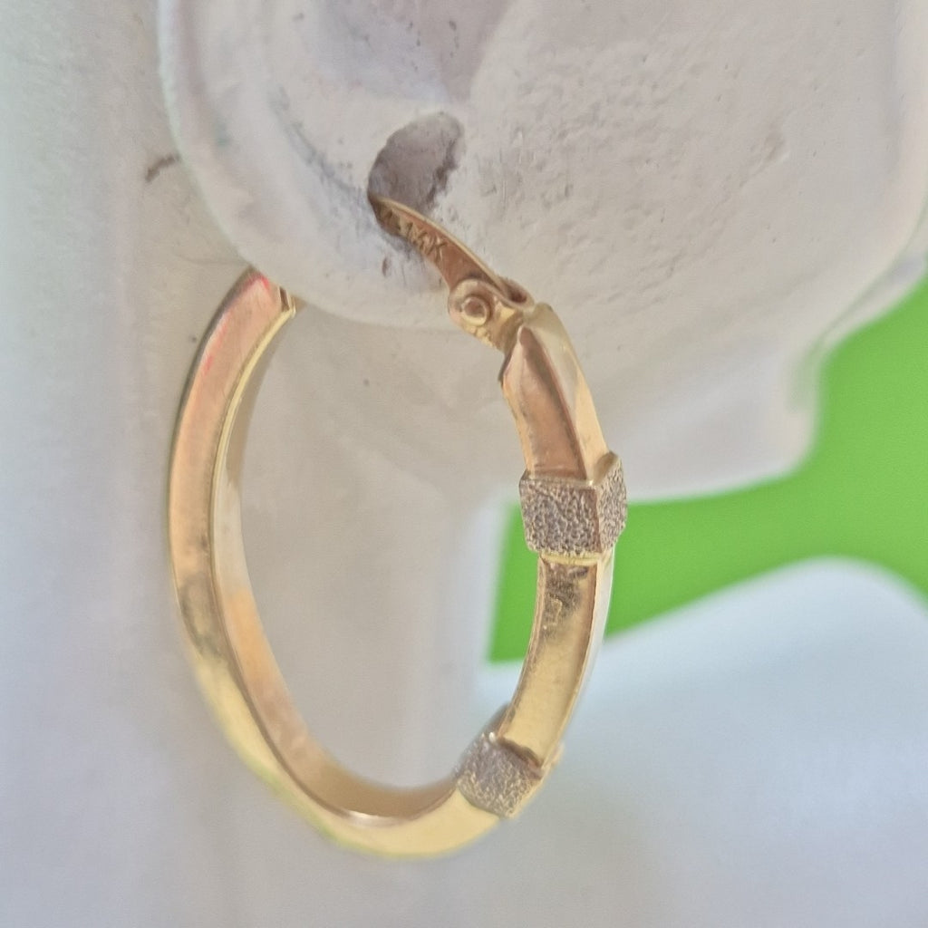 ARRACADAS PAR ORO 14 K 3.2 GRMS (SEMINUEVO)