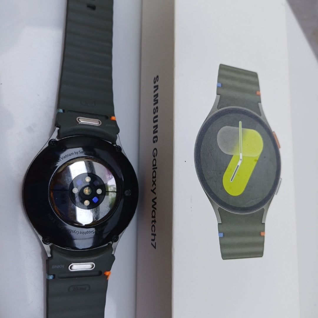 SMARTWATCH SAMSUNG GALAXY WATCH 7 SM-L310 44 MM GPS (SEMINUEVO)
