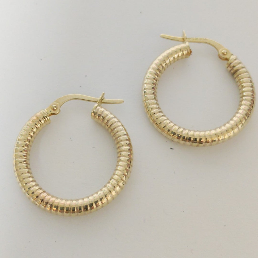 ARRACADAS PAR ORO 10 K 1,60 GRMS (SEMINUEVO)