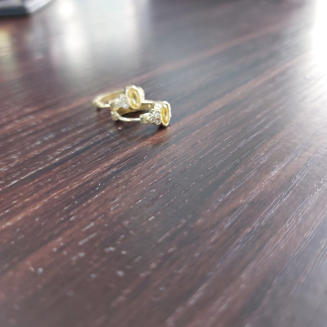 ARETES ARRACADAS CON CIRCONIAS Y PDRAS COL 14K 3.3 GR (NUEVO)