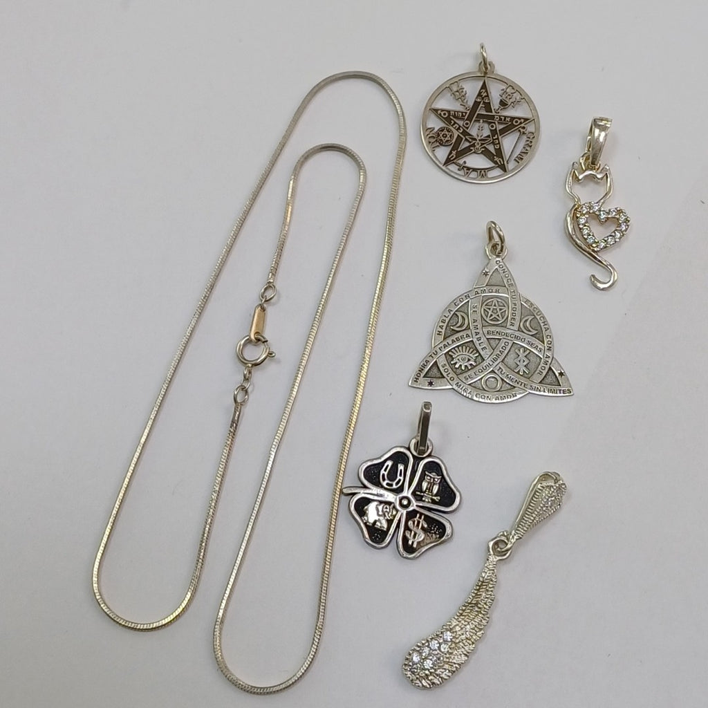 DIJE,GARGANTILLA PLATA 10,70 GRMS (SEMINUEVO)