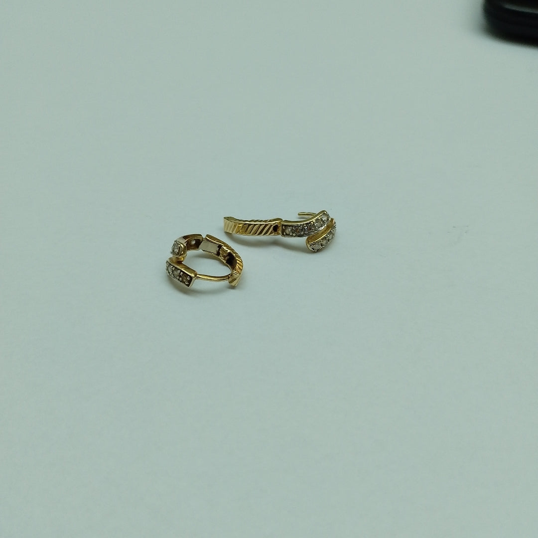 ARRACADAS PAR ORO 14 K 3.3 GRMS (SEMINUEVO)