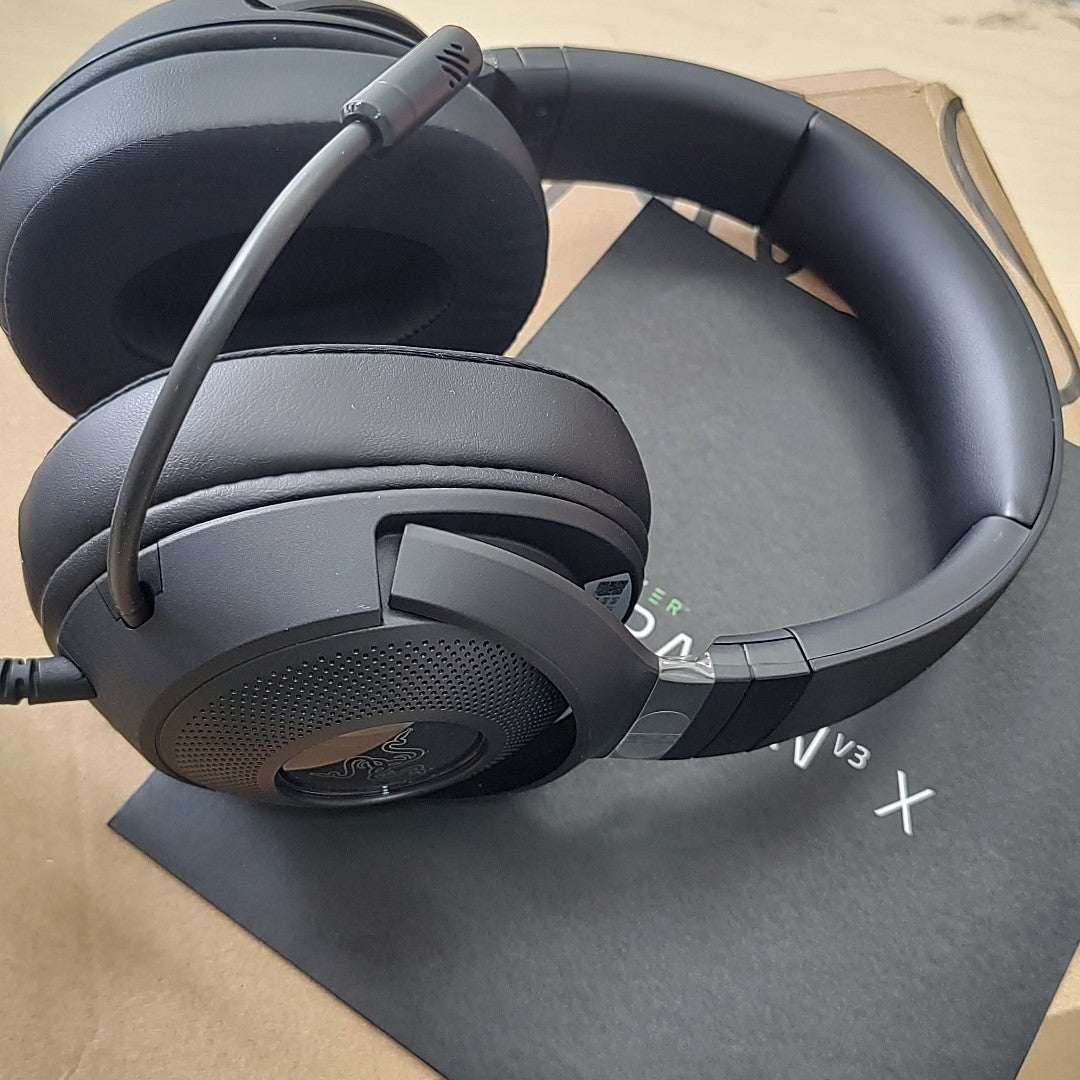 AUDIFONOS RAZER KRAKEN V3 X ALAMBRICO OVER EAR (SEMINUEVO)