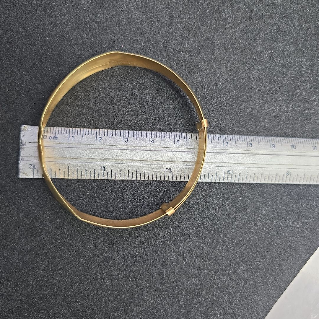 PULSERA RIGIDA ORO 14 K 9.8 GRMS (SEMINUEVO)