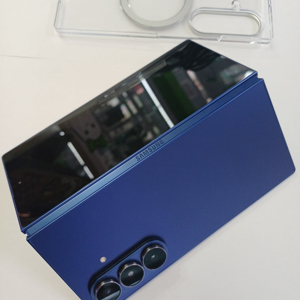 CELULAR SAMSUNG GALAXY Z FOLD7 SM-F966B (2025) 512 GB 12 GB RAM (SEMINUEVO)