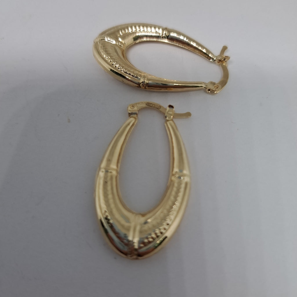 ARETES ARRACADAS ESTRIADAS 14K 2.6 GR (NUEVO)