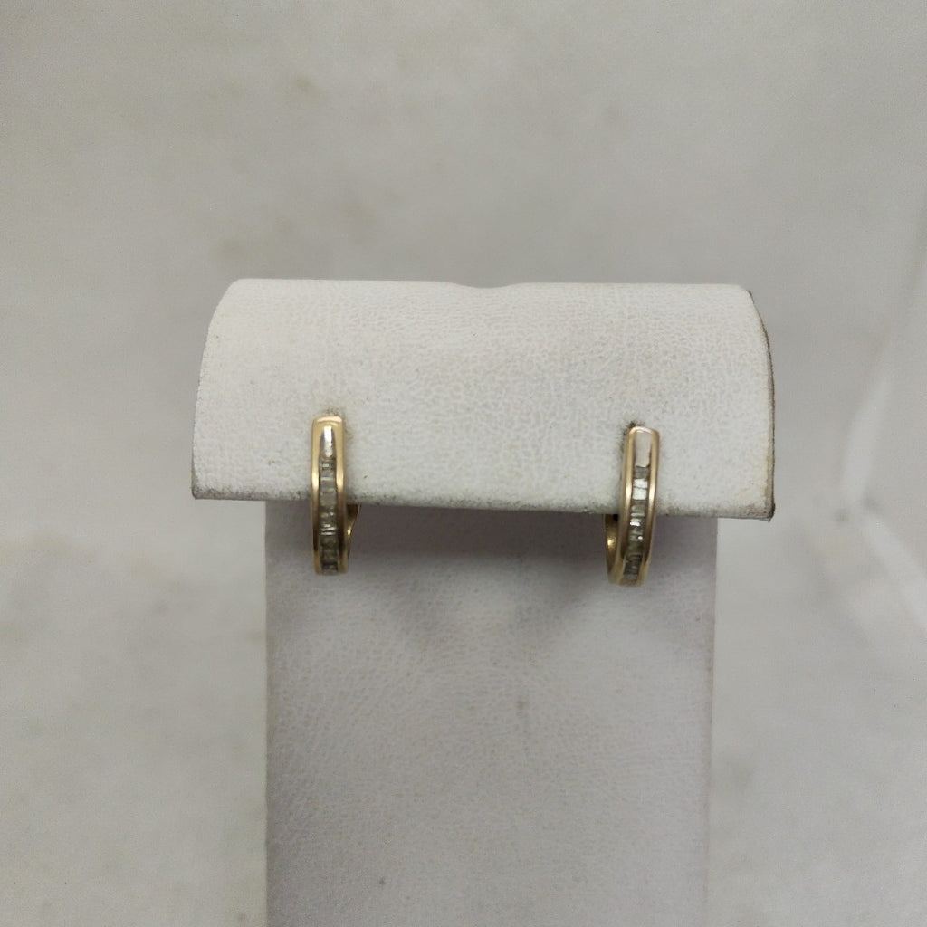 ARETES PAR ORO 10 K 2.8 GRMS (SEMINUEVO)