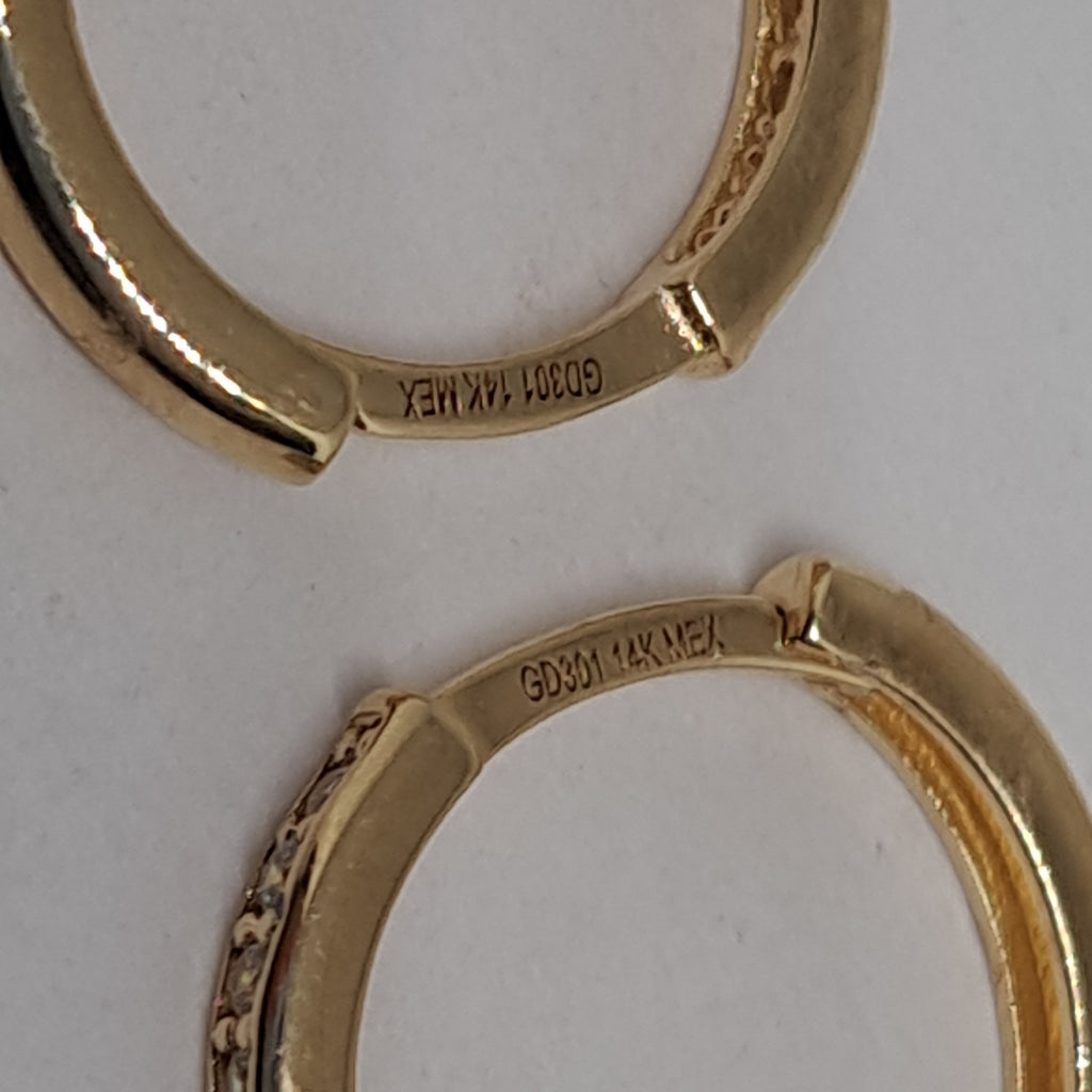 ARETES ARRACADA C CIRCONIAS 14K 1.6 GR (NUEVO)