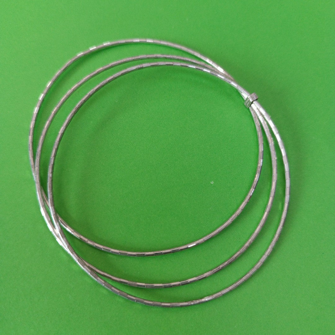 PULSERA RIGIDA PLATA 8.3 GRMS (SEMINUEVO)