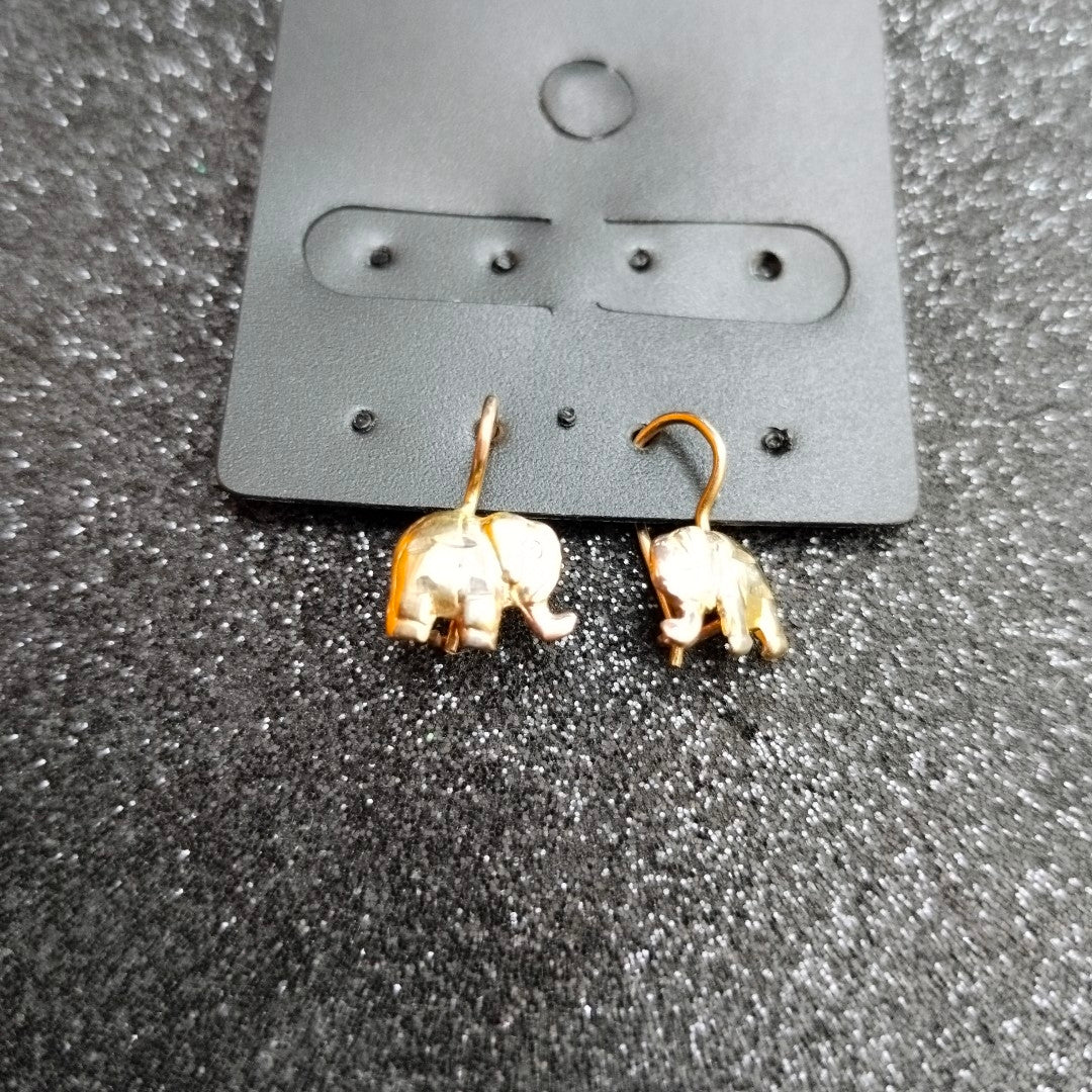 ARETES PAR ORO 10 K 0.8 GRMS (SEMINUEVO)