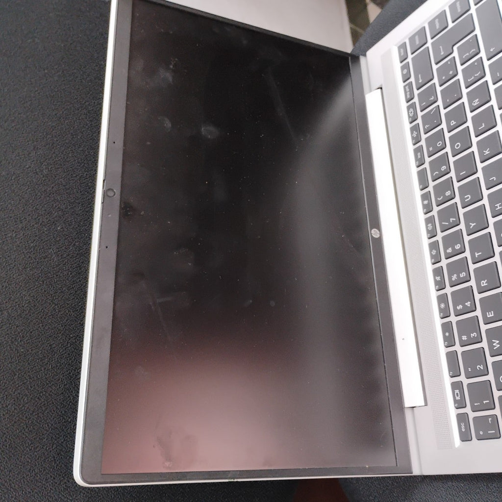 LAPTOP HP PROBOOK 440 G9 (2024) 512 GB SSD 16 GB RAM (SEMINUEVO)