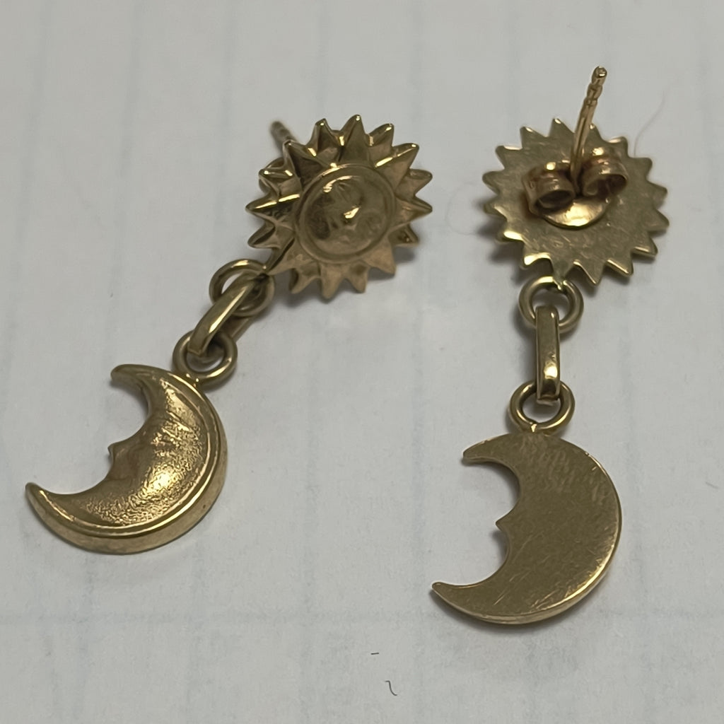 ARETES PAR ORO 14 K 3.5 GRMS (SEMINUEVO)