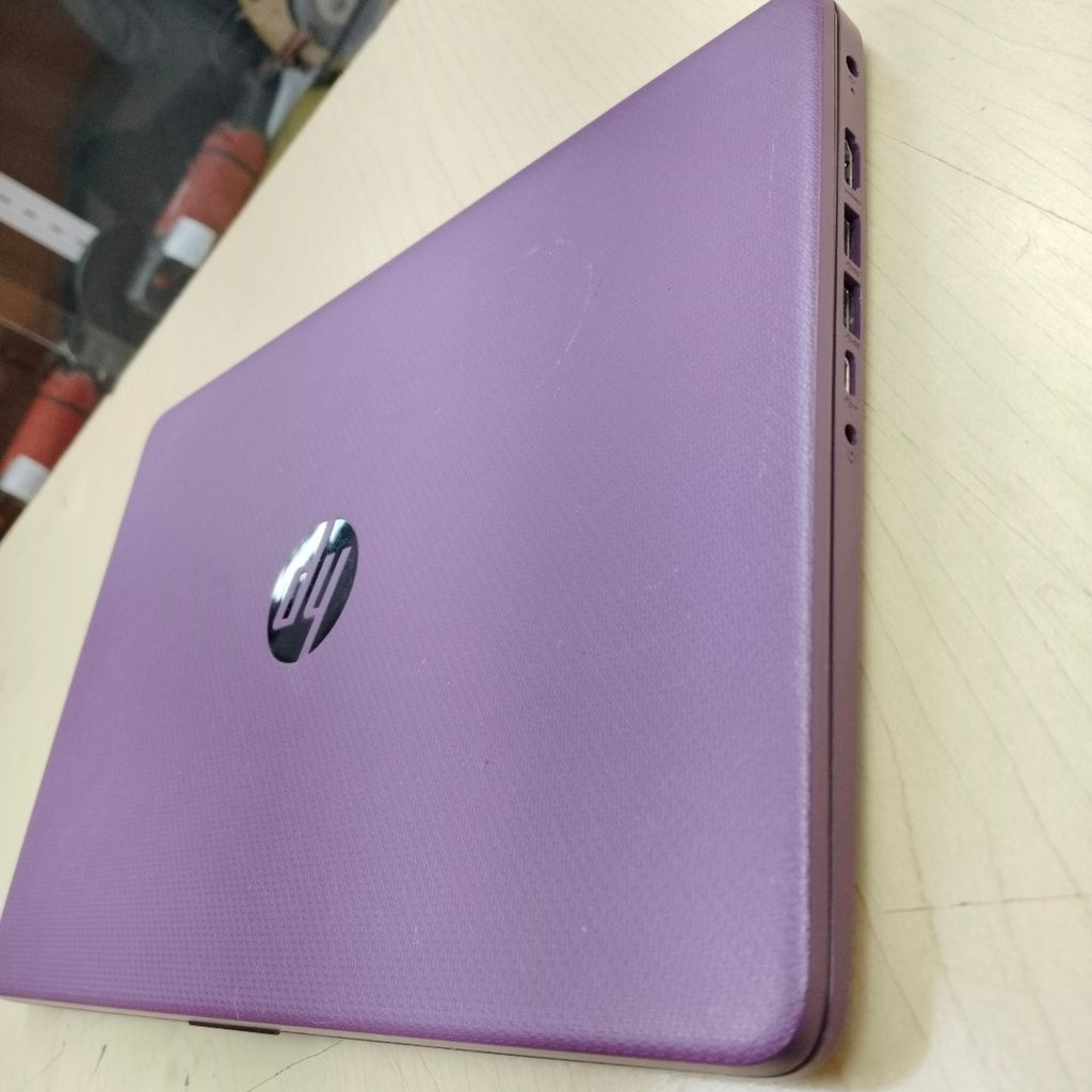 LAPTOP HP 14-FQ1005LA (2023) 256 GB SSD 8 GB RAM (SEMINUEVO)