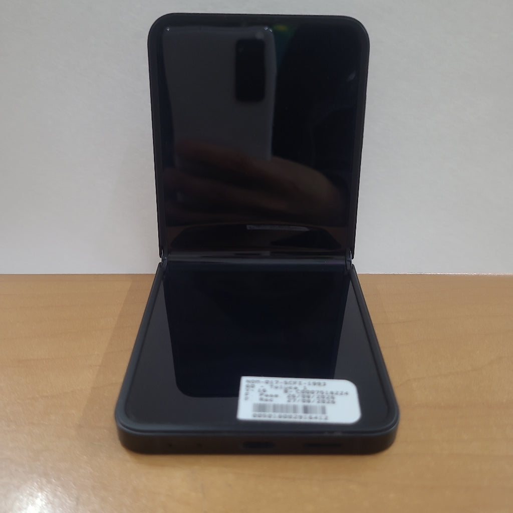 CELULAR SAMSUNG GALAXY Z FLIP7 FE SM-F761B (2025) 128 GB 8 GB RAM (SEMINUEVO)