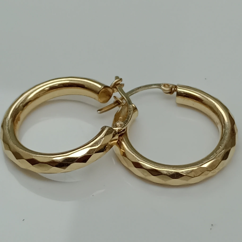 ARRACADAS PAR ORO 14 K 3.2 GRMS (SEMINUEVO)