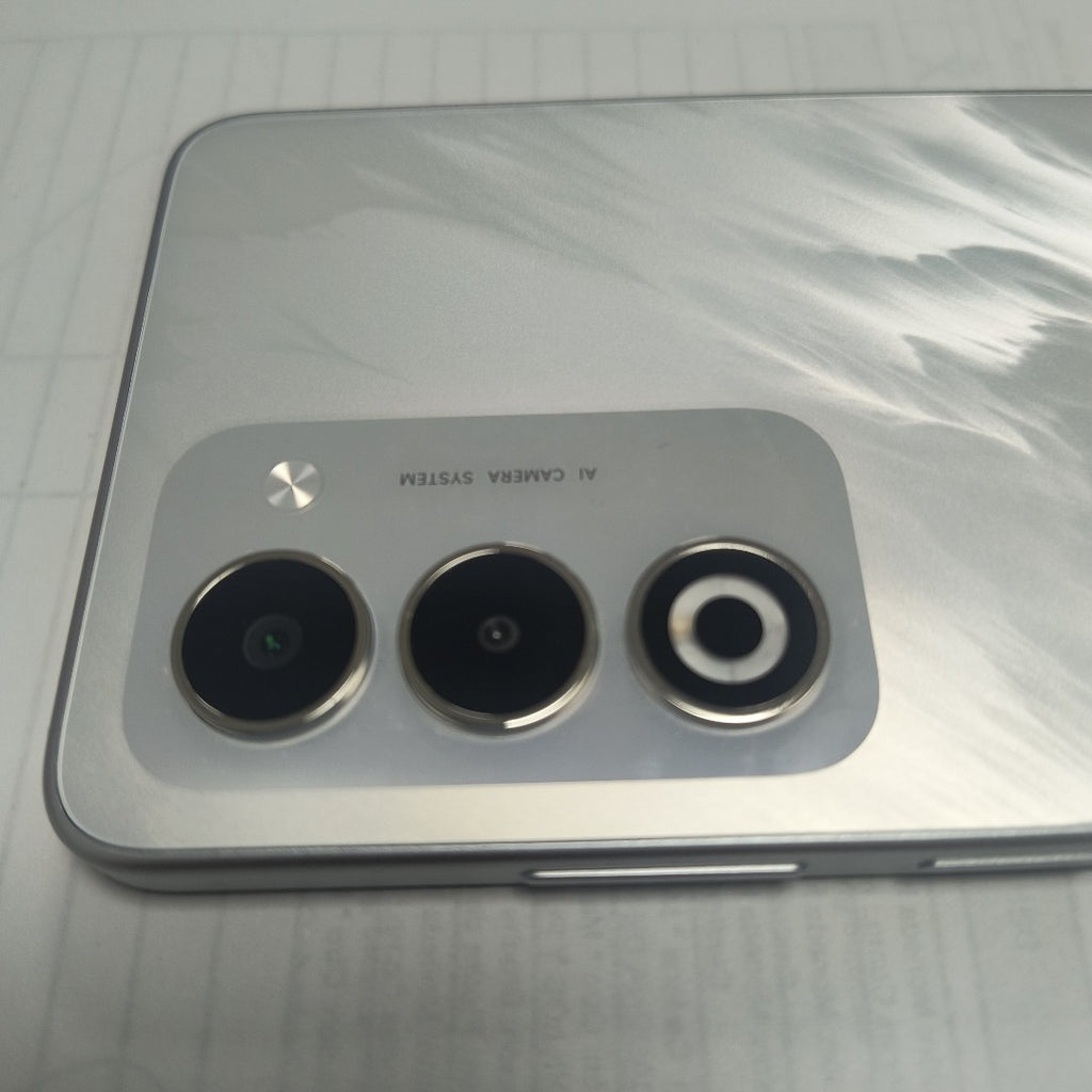 CELULAR OPPO A5 CPH2727 (2025) 256 GB 4 GB RAM (SEMINUEVO)