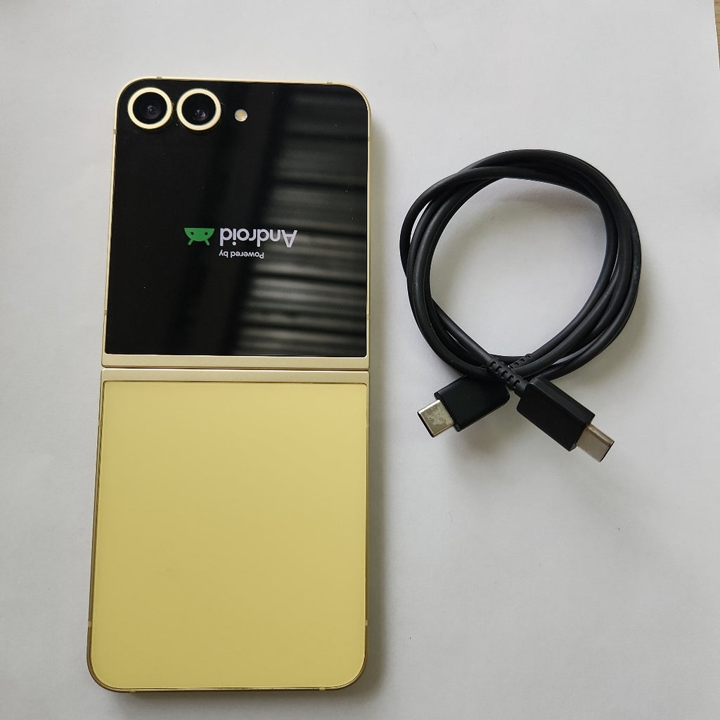 CELULAR SAMSUNG GALAXY Z FLIP6 SM-F741B (2024) 512 GB 12 GB RAM (SEMINUEVO)