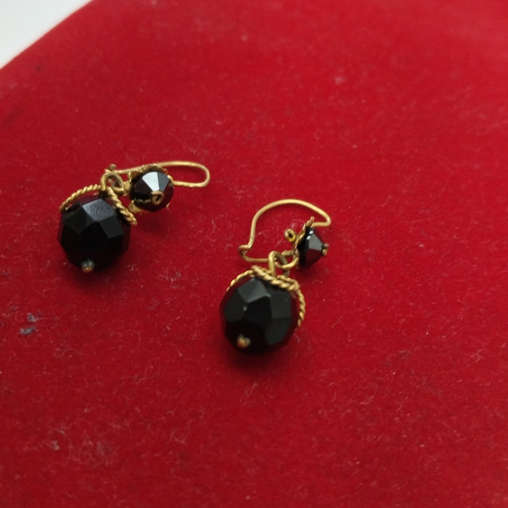 ARETES PAR ORO,ORO MUY BAJO 8 K 2,70 GRMS (SEMINUEVO)