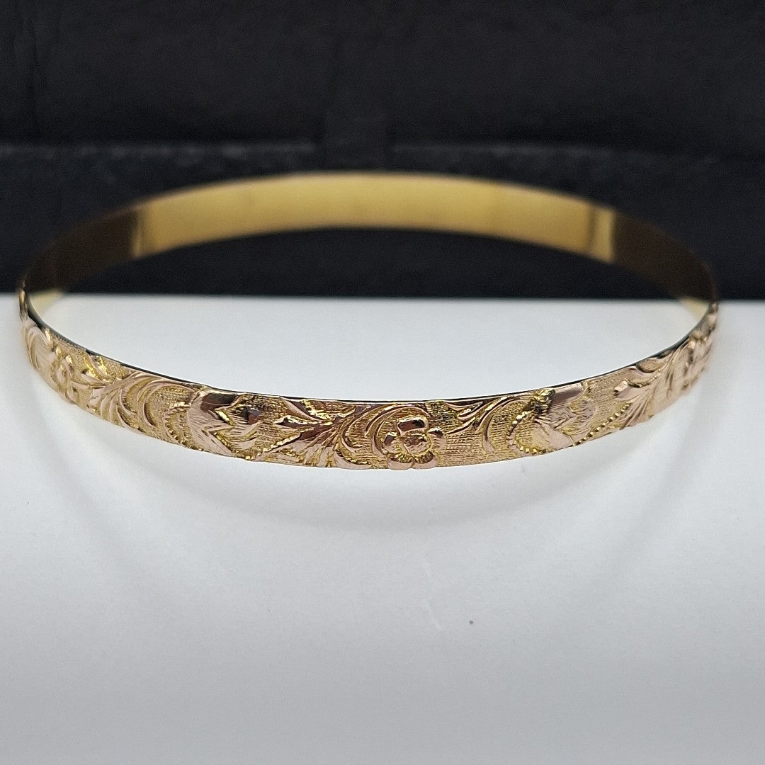 PULSERA RIGIDA ORO 10 K 9.8 GRMS (SEMINUEVO)