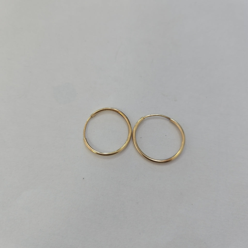 ARRACADAS PAR ORO 10 K 0.8 GRMS (SEMINUEVO)