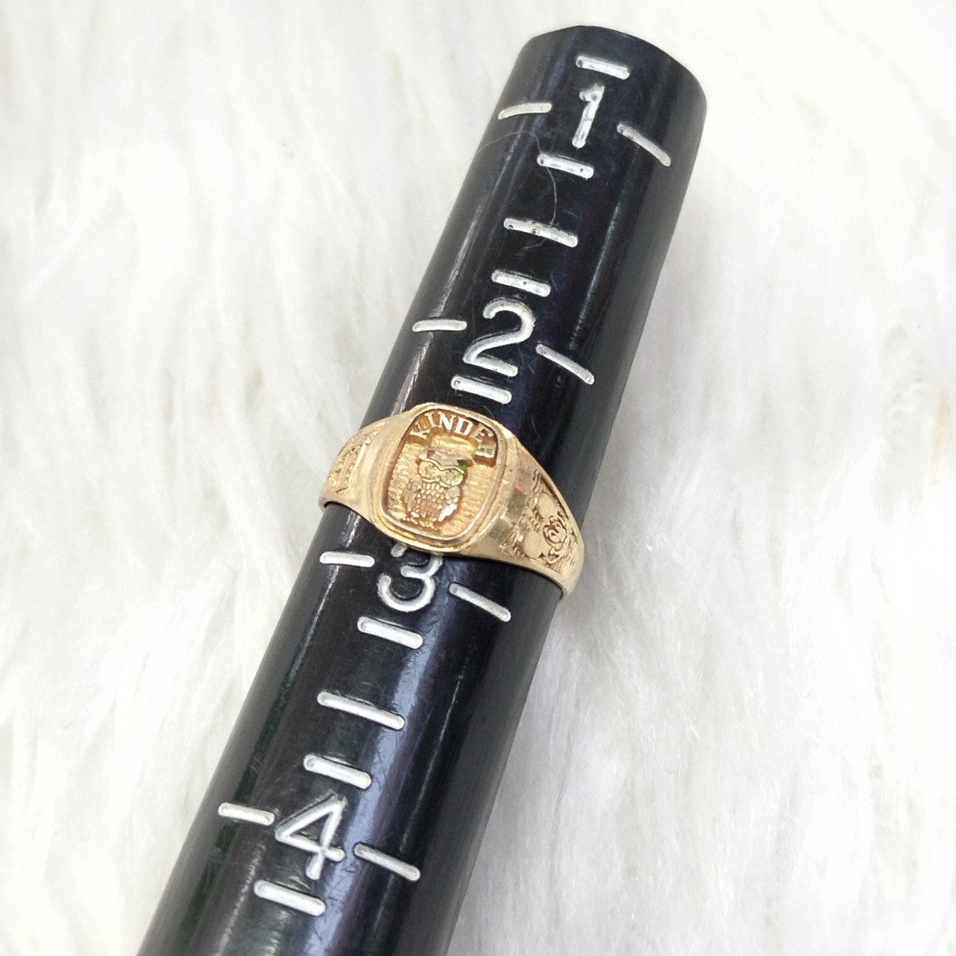 ANILLO CONMEMORATIVO ORO 10 K 1.2 GRMS (SEMINUEVO)