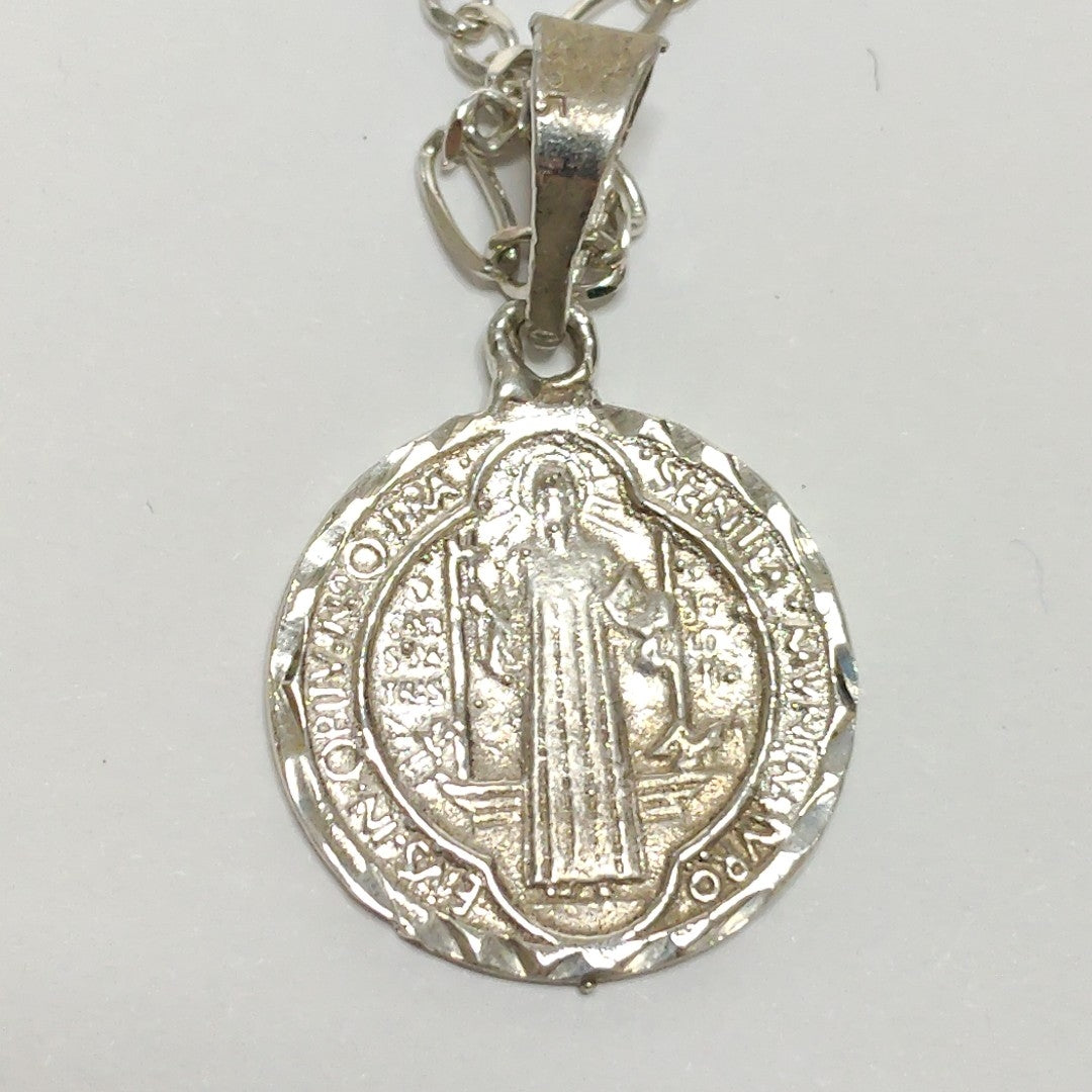 CADENA, MEDALLA RELIGIOSA PLATA 7.6 GRMS (SEMINUEVO)