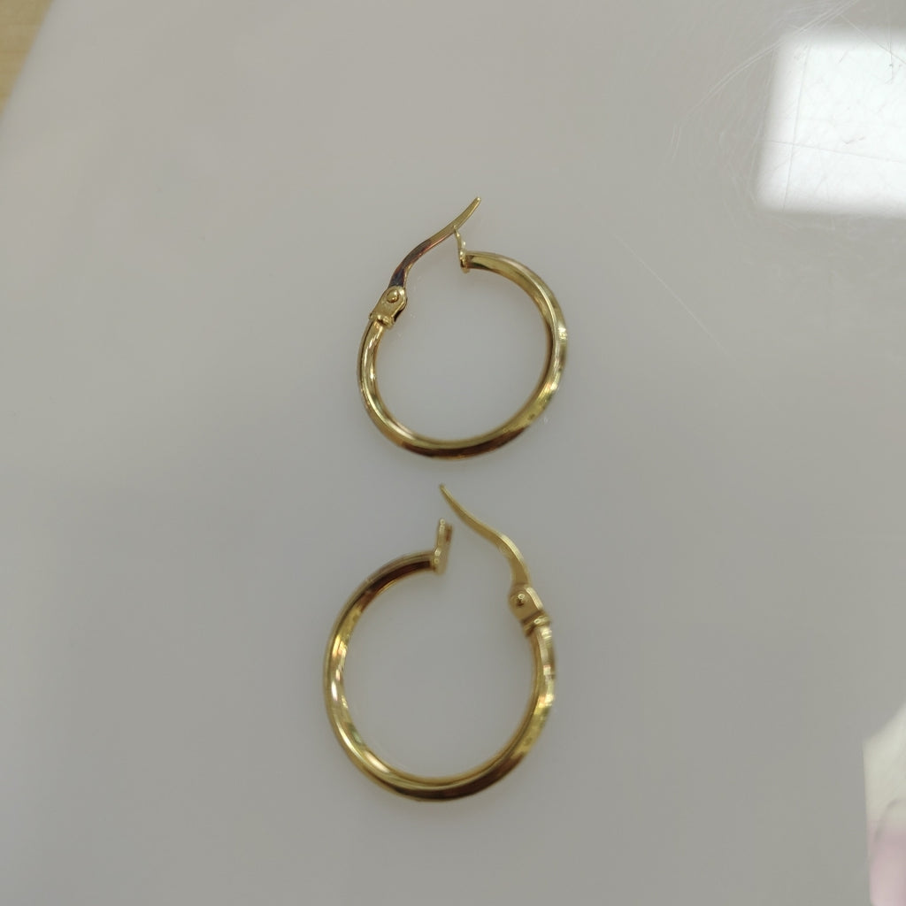 ARRACADAS PAR ORO 14 K 1.1 GRMS (SEMINUEVO)