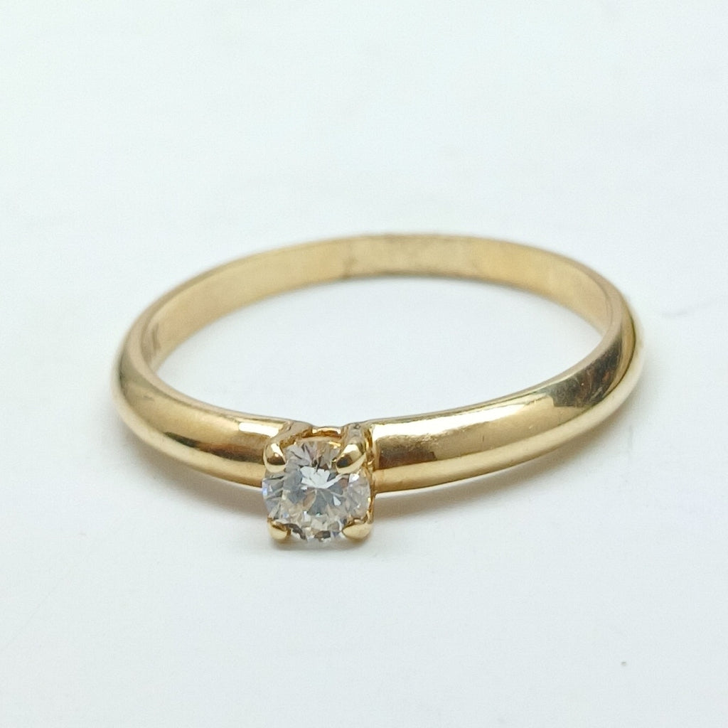 ANILLO SOLITARIO CON DIAMANTE CORTE BRILLANTE 0.16CTS LM SI2, 14K 1.7 G (NUEVO)