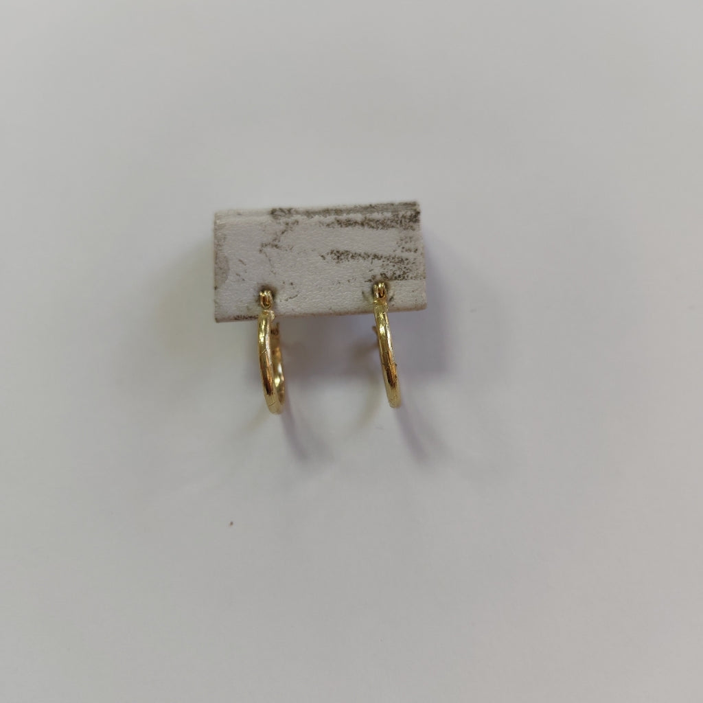 ARETES ARRACADAS ESTRIADAS 14K 1.4 GR (NUEVO)