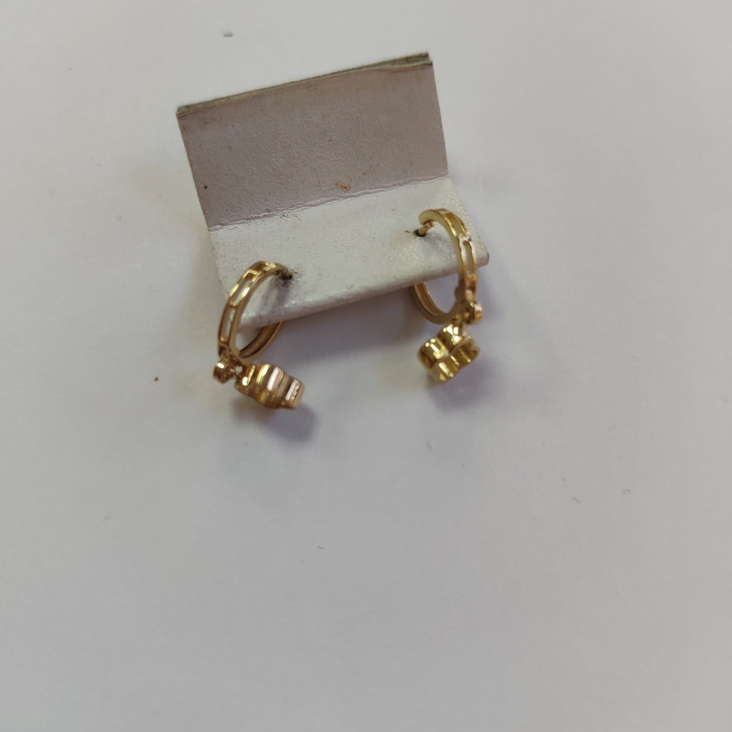 ARETES ARRACADAS CON DIJE 14K 2.4 GR (NUEVO)