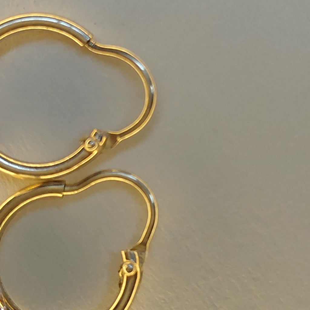 ARRACADAS PAR ORO 10 K 0.8 GRMS (SEMINUEVO)