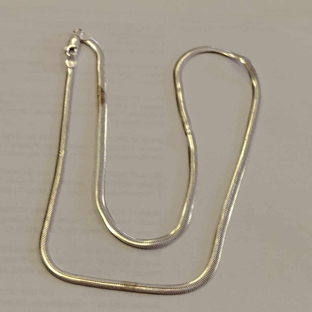 GARGANTILLA PLATA 8.2 GRMS (SEMINUEVO)