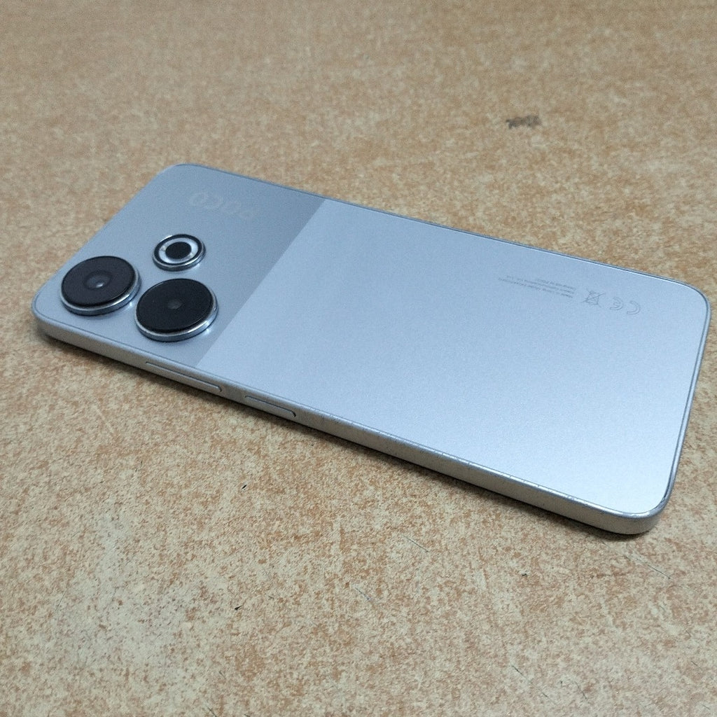 CELULAR XIAOMI POCO M6 2404APC5FG (2023) 256 GB 8 GB RAM (SEMINUEVO)