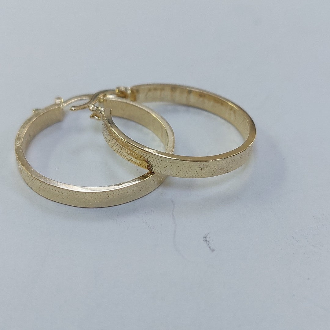 ARETES ARRACADAS CON NUMEROS ROMANOS 14K 2.8 GR ETT 01 (NUEVO)