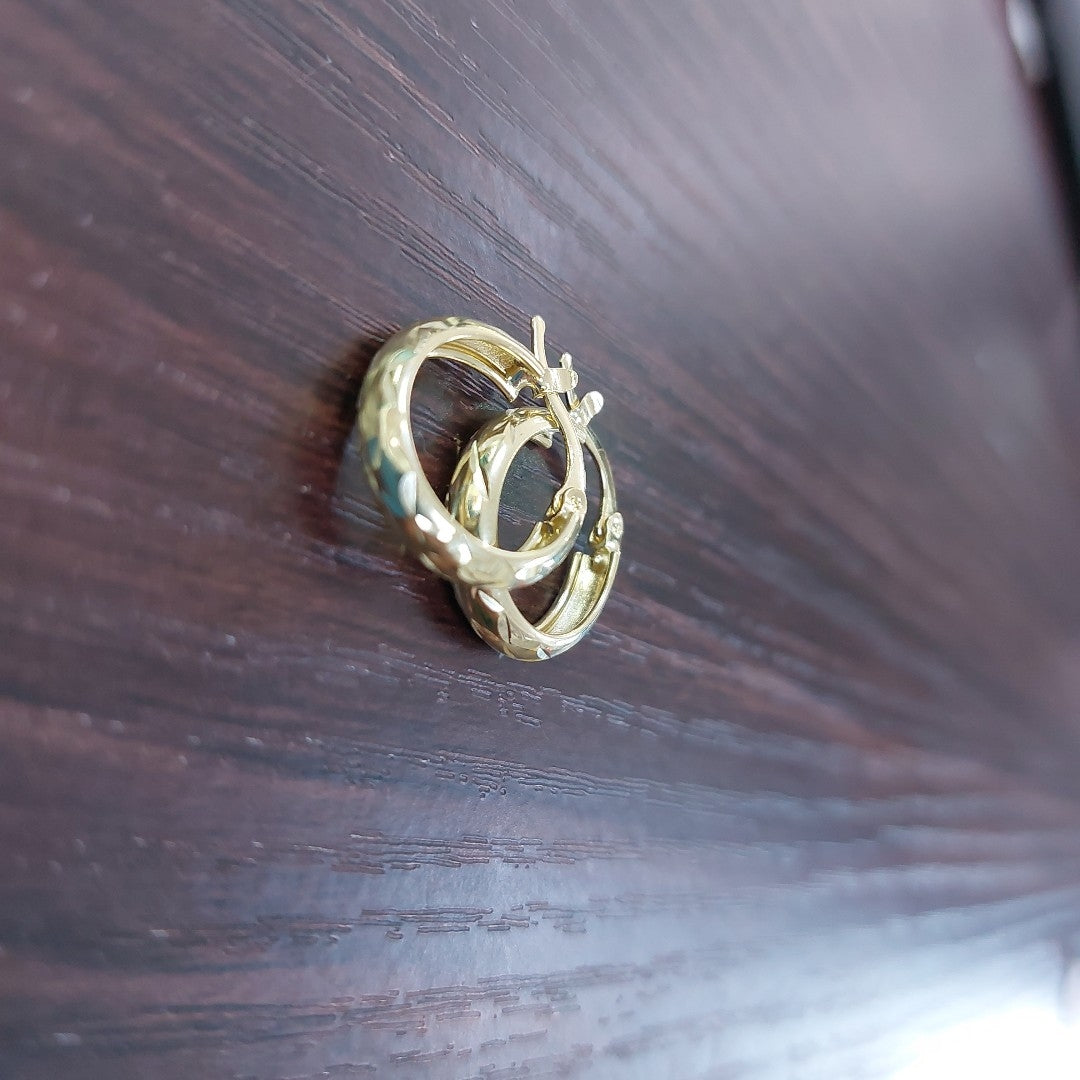 ARETES ARRACADAS FACETADAS 14K 2.2 GR 02107F0 (NUEVO)