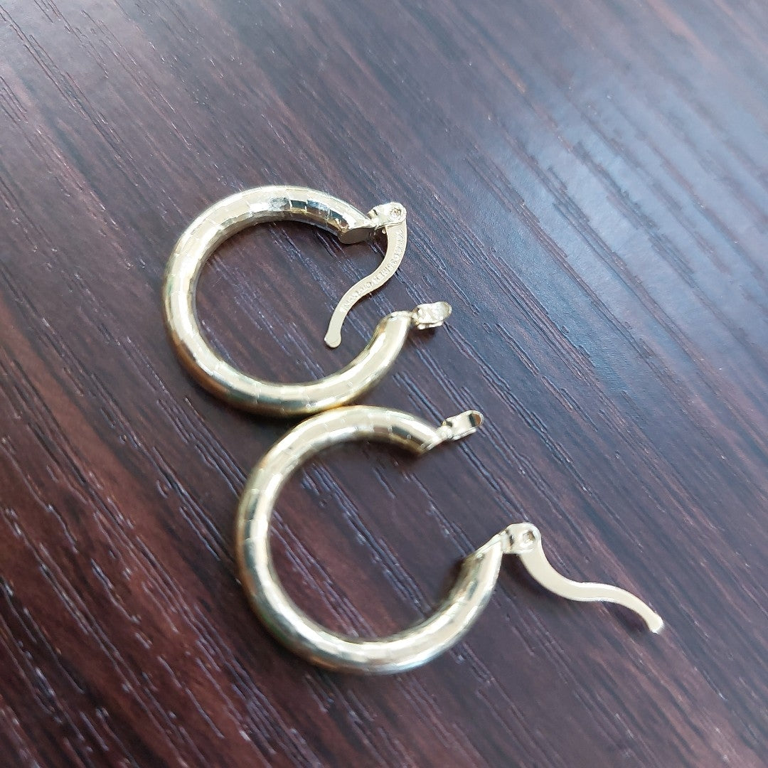 ARETES ARRACADAS FACETADAS 14K 2.5 GR ET 05 (NUEVO)