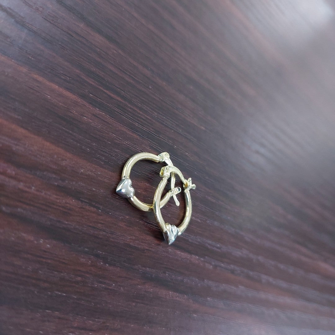 ARETES ARRACADAS FIGURA CORAZON COMBINADO 14K 1.1 GR AC 61 (NUEVO)