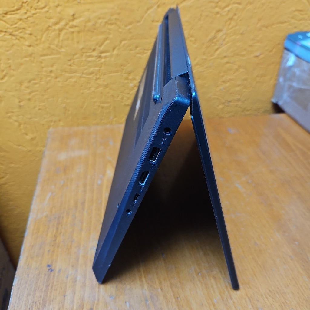 LAPTOP LENOVO V14 G2 IJL (2024) 256 GB SSD 4 GB RAM (SEMINUEVO)