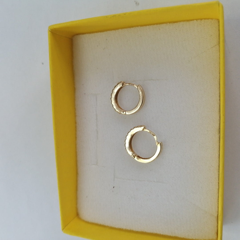 ARETES HUGGIES C CIRCONIA 14K 1.7 GR (NUEVO)
