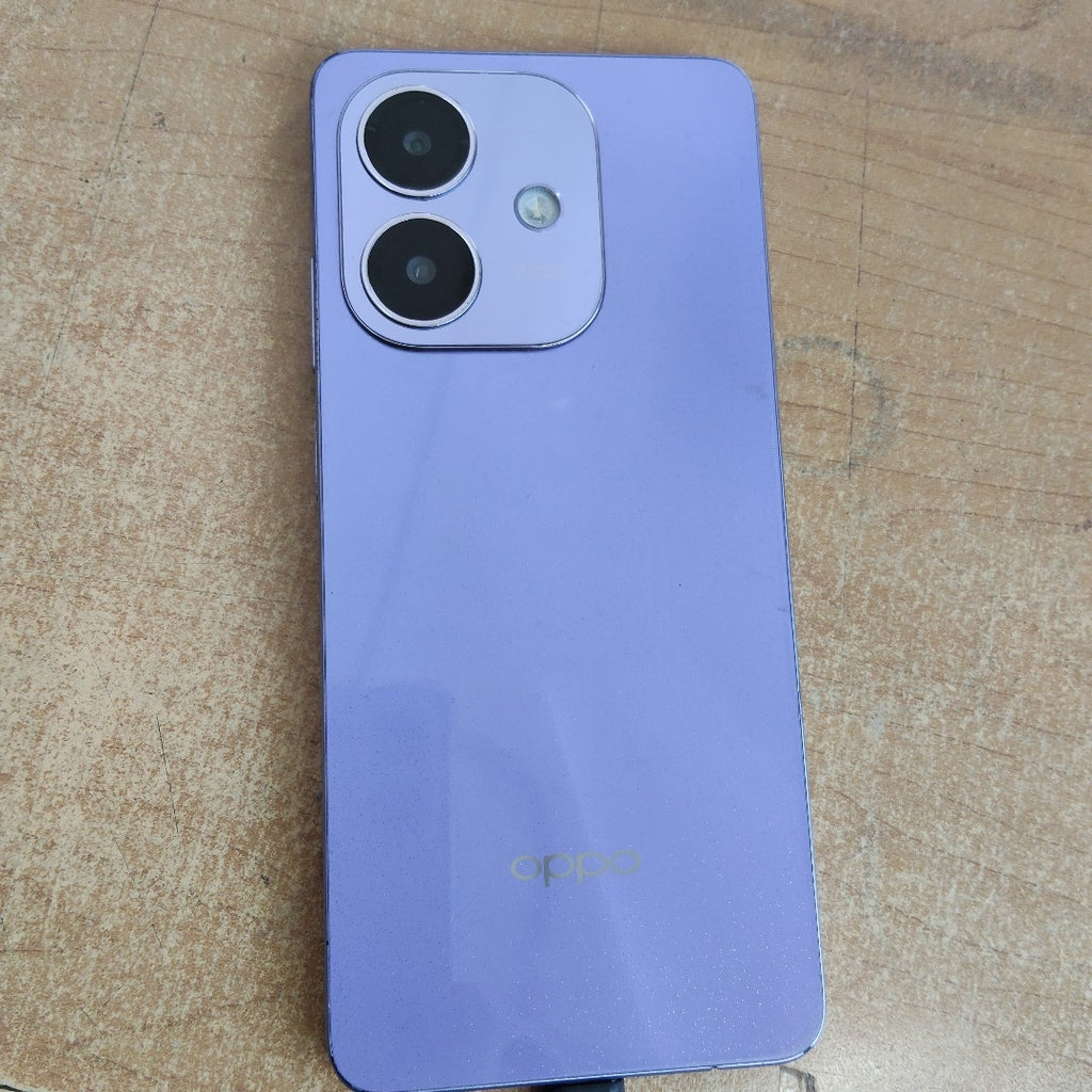 CELULAR OPPO A40 CPH2669 (2024) 256 GB 4 GB RAM (SEMINUEVO)