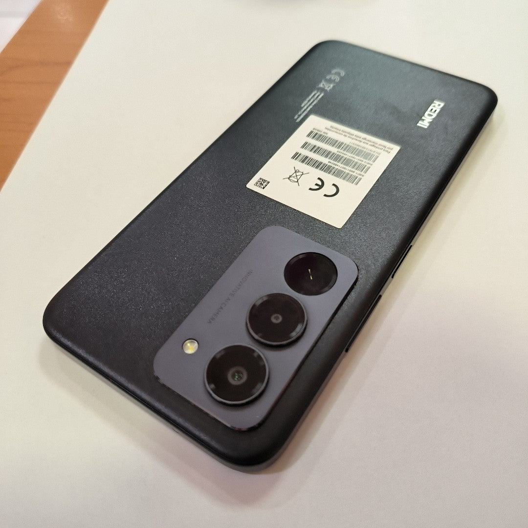 CELULAR XIAOMI REDMI 15 25062RN2DL (2025) 256 GB 8 GB RAM (SEMINUEVO)